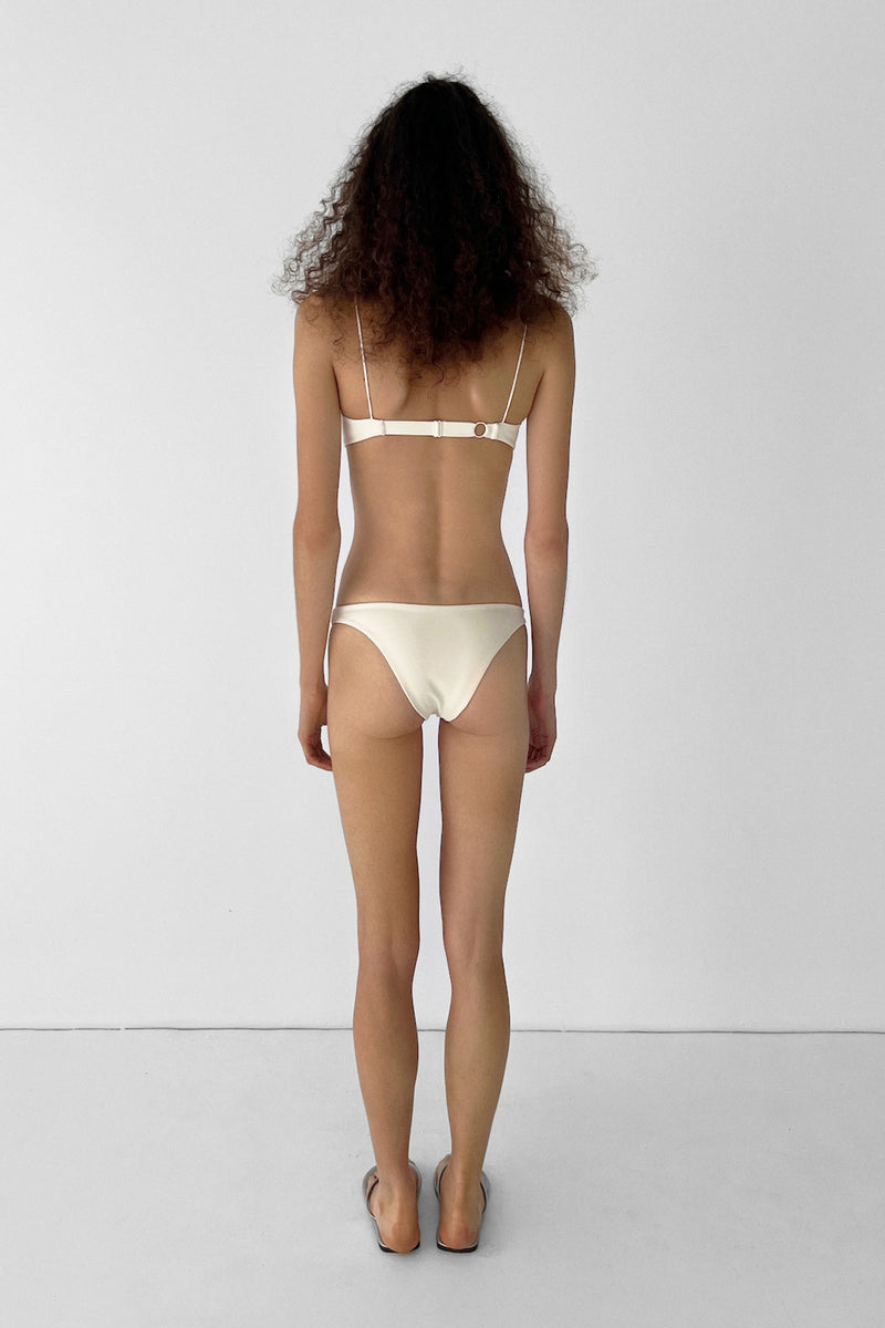 Bravissimo Hardware Bottom | Ecru