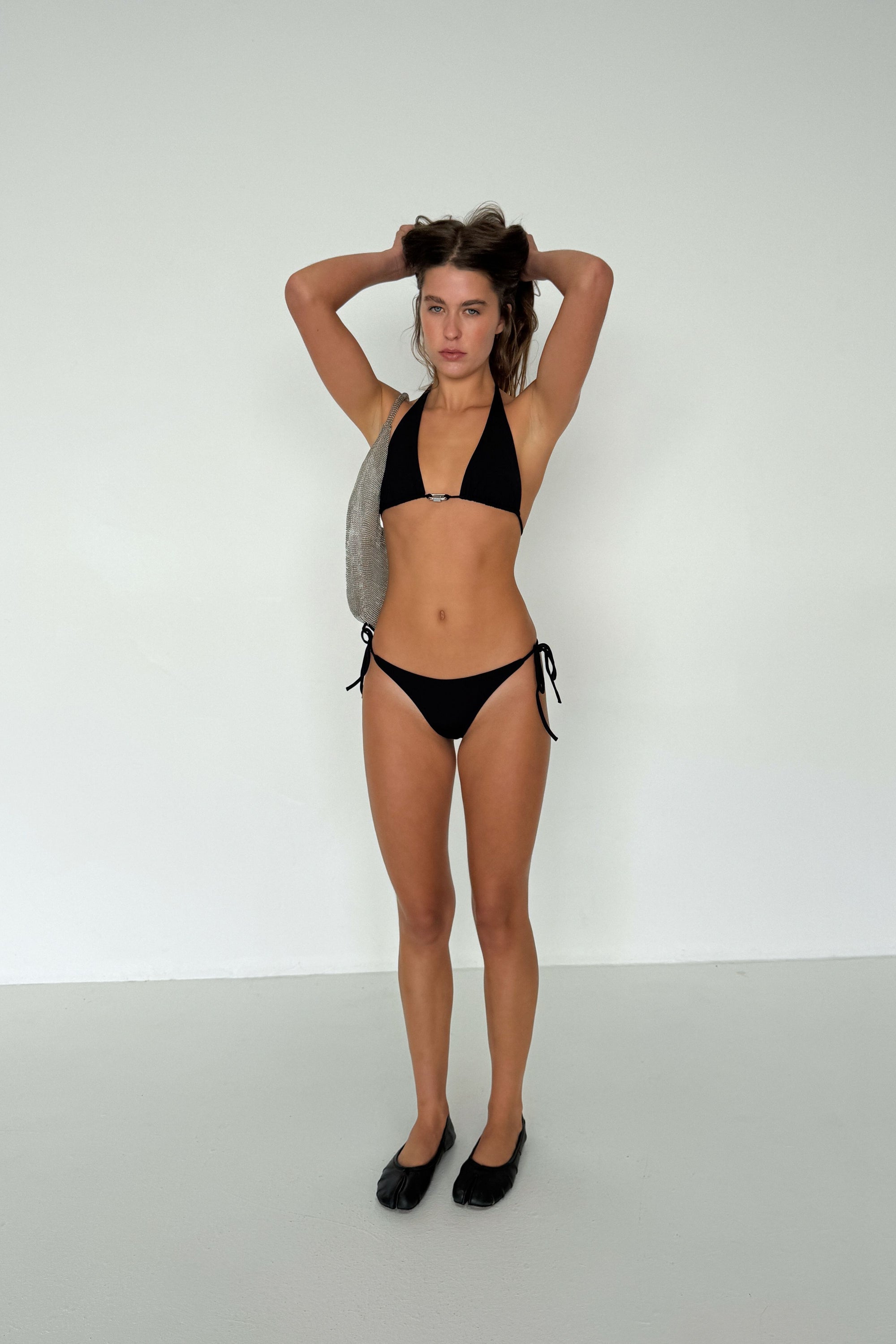 Hardware Tie Bottom | Black
