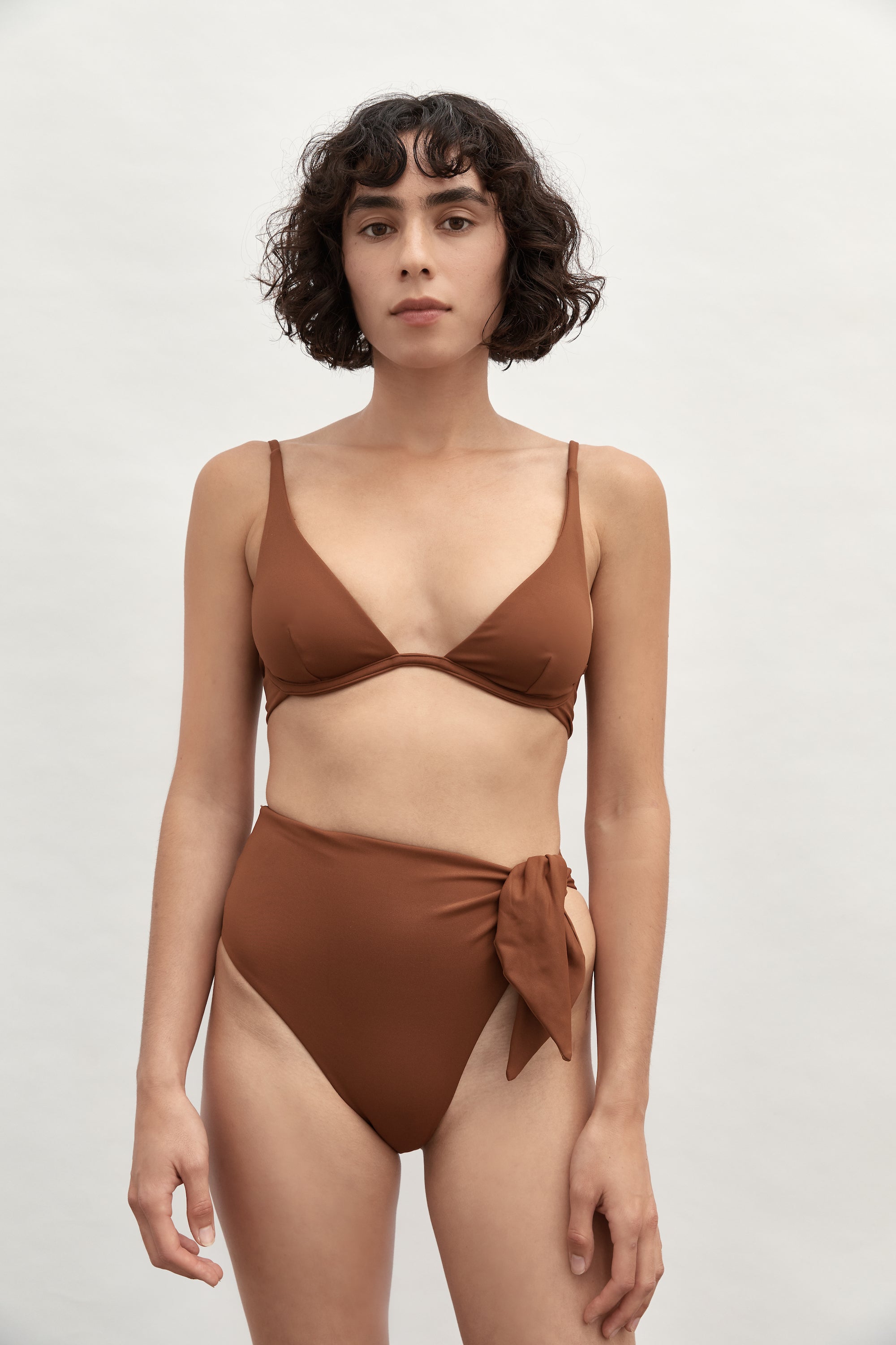 Ziah Swim | Plunge Underwire Top | Truffle