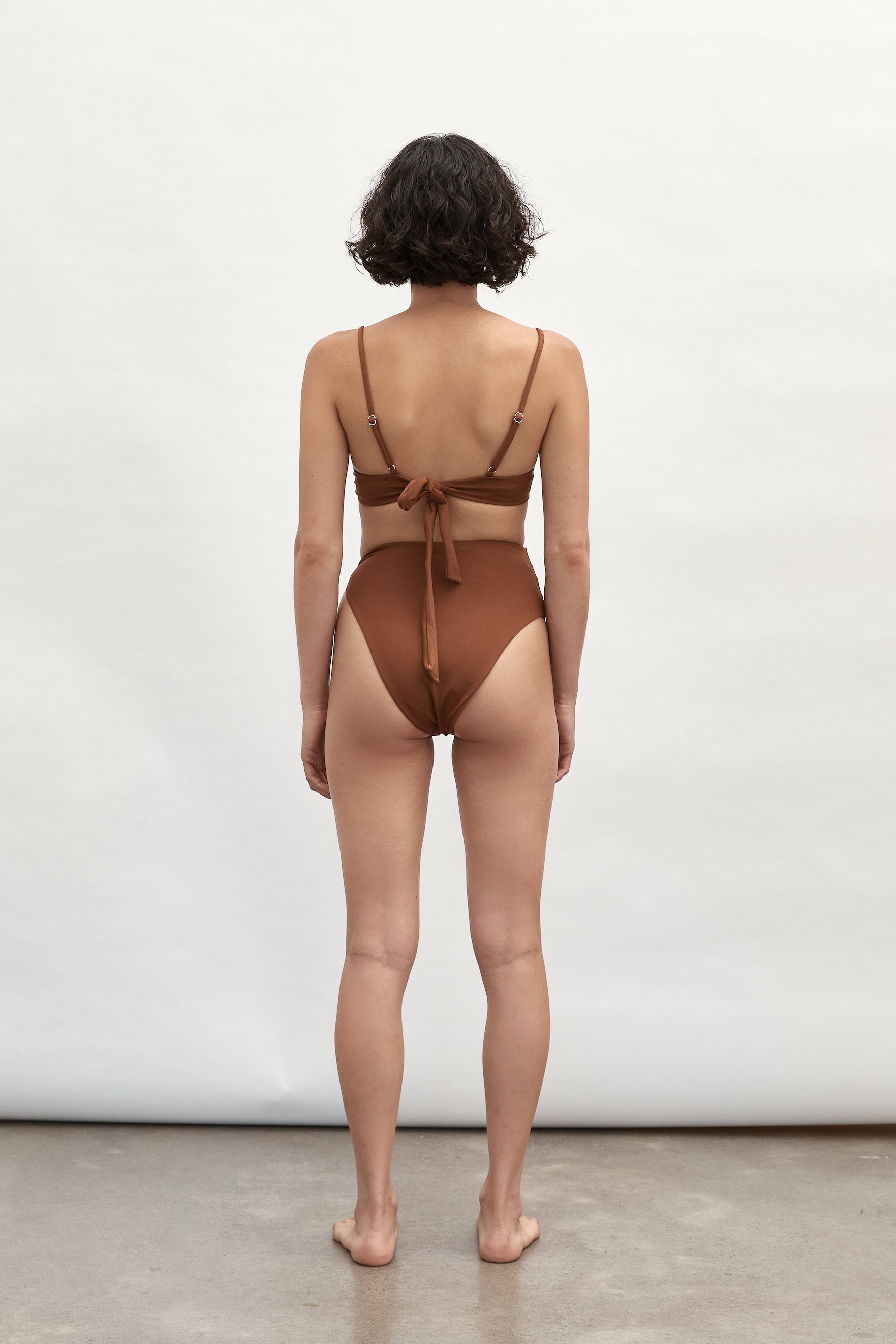Ziah Swim | Plunge Underwire Top | Truffle