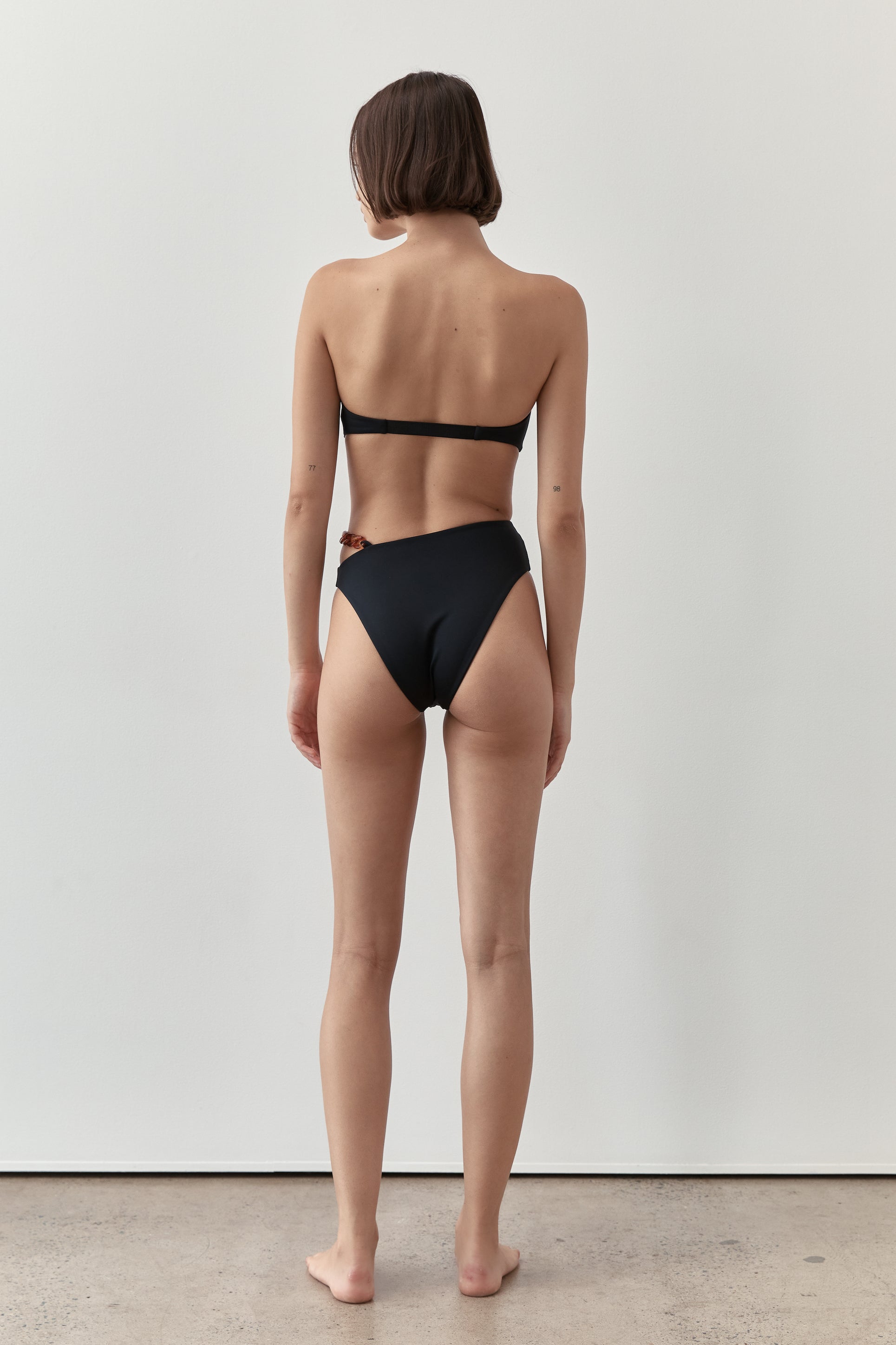 Ziah Swim | Hardi Bandeau Top | Black